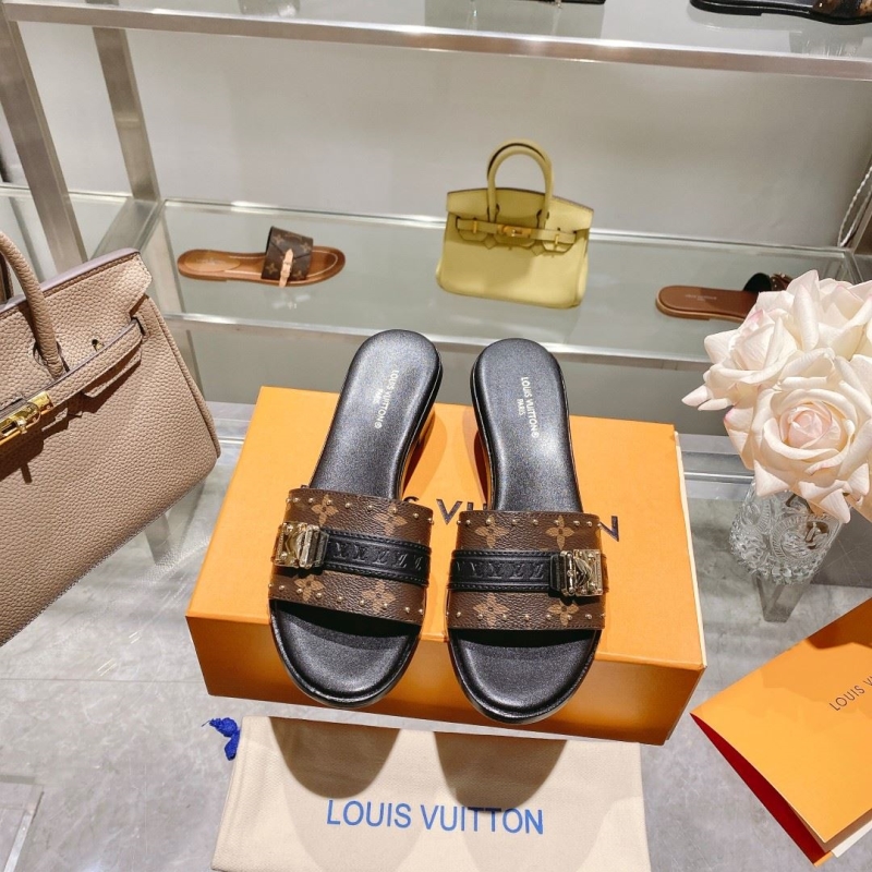 Louis Vuitton Slippers